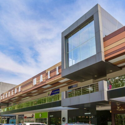 vista close clayton mall